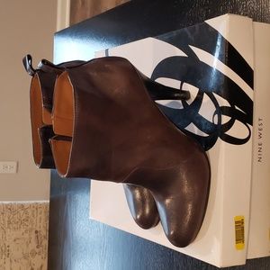 NWB! Nine West "The Line Up" boot 6